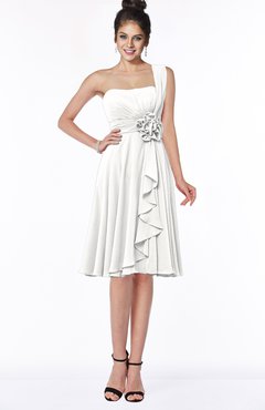 ColsBM Phoebe Cloud White Glamorous Bateau Sleeveless Zip up Chiffon Knee Length Bridesmaid Dresses