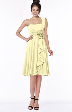 ColsBM Phoebe Soft Yellow Glamorous Bateau Sleeveless Zip up Chiffon Knee Length Bridesmaid Dresses