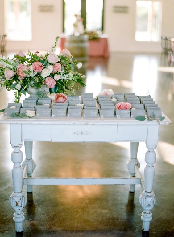 Seating cards for Blush and Mauve May Wedding 2020