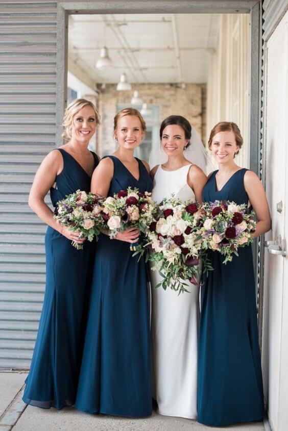 Romantic Burgundy and Navy Fall Wedding Color Inspirations