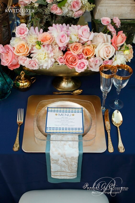 navy blue tablecloth with gold table setups for summer navy blue wedding