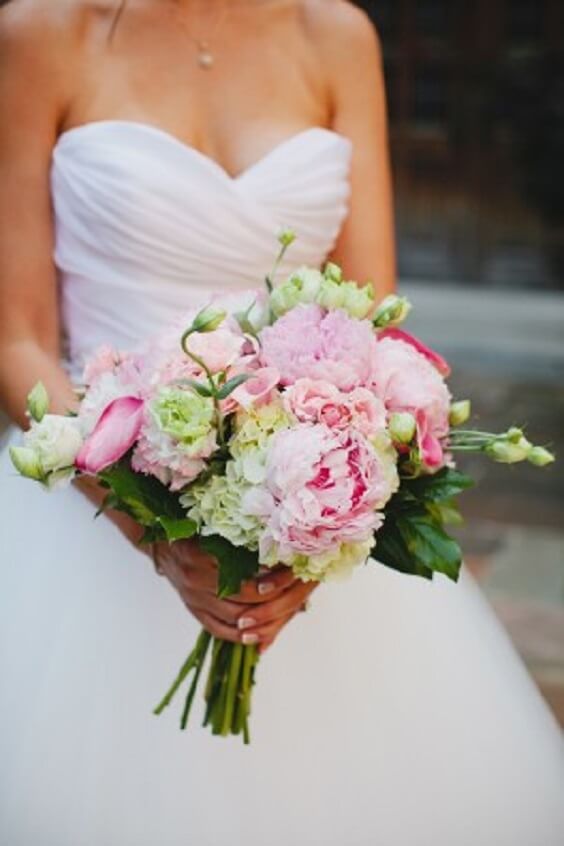 Pink wedding bouquets for Pink and Grey May Wedding