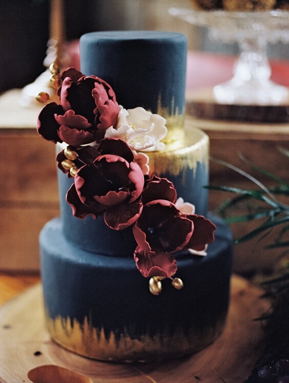 navy blue wedding cake with burgundy flowers for september navy blue and burgundy wedding 2019