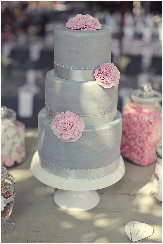 wedding cake for november grey and pink wedding 2019