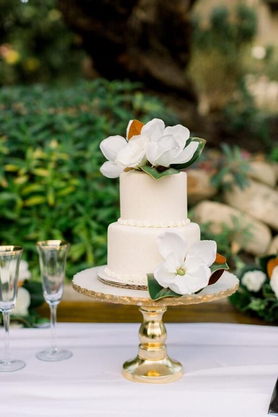 Wedding cake for Persian Plum and Marigold Winter Wedding