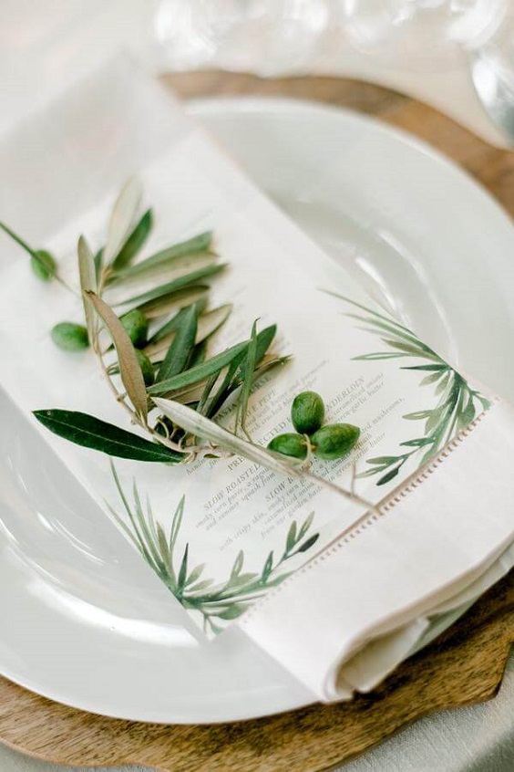 Napkins for white and greenery summer wedding