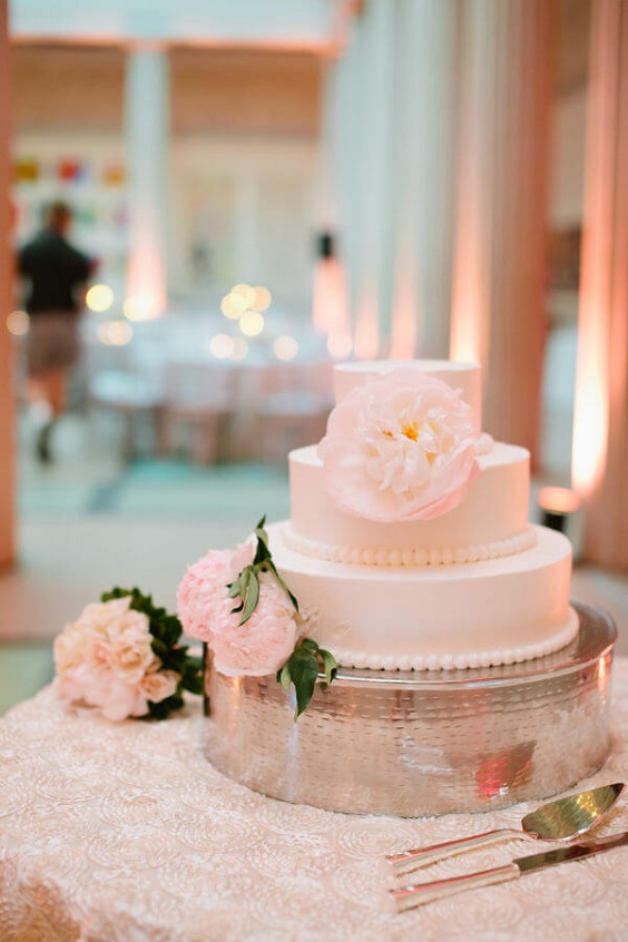 Wedding cake for rose pink and grey summer wedding