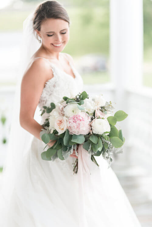 Bridal bouquet for blush and grey summer wedding
