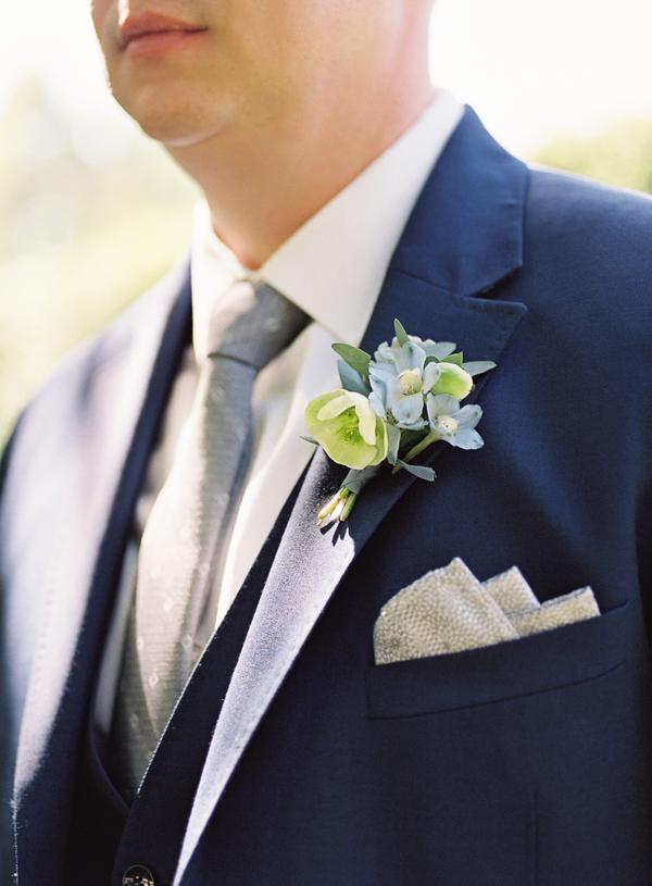Navy blue groom suit for dusty blue and blush summer wedding