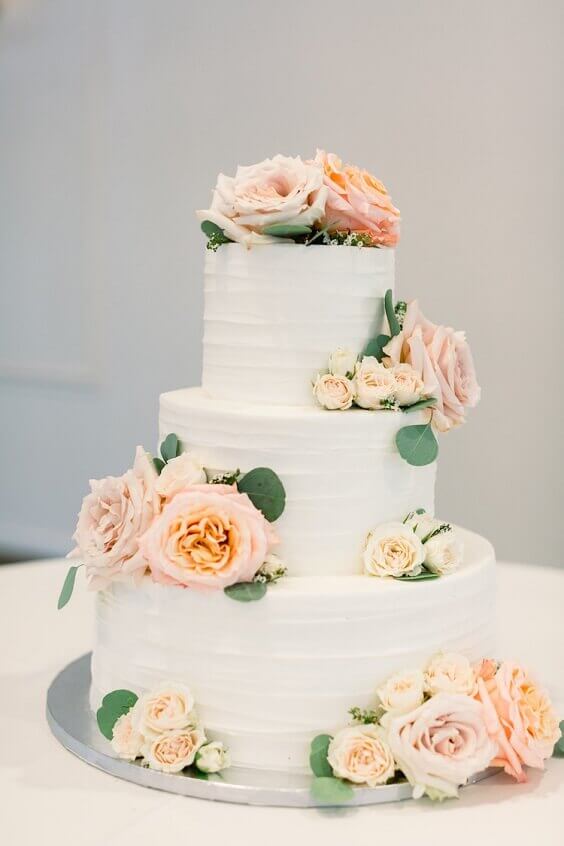 Wedding cake for blush and peach June wedding