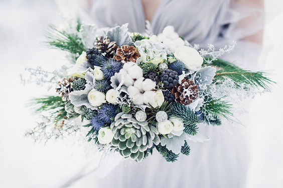 bouquet for january wedding colors 2022 blue and white