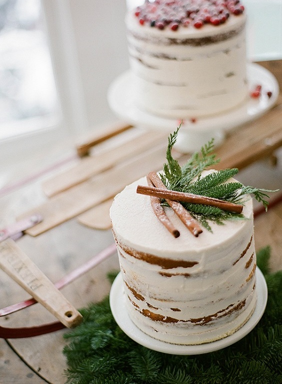 woodsy winter wedding cake for january wedding colors 2022 green gold and brown