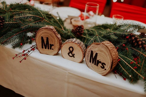 tree trunk sign for january wedding colors 2022 maroon green and white
