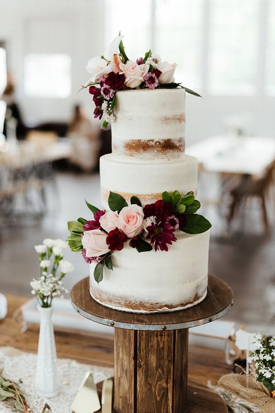 wedding cake for summer wedding colors 2023 blush and burgundy