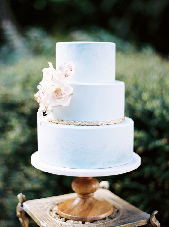 Wedding cakes for Dusty blue, white and blush Spring Wedding 2023