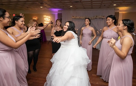 mauve bridesmaid dresses white bridal gown for purple wedding colors 2023 shades of mauve