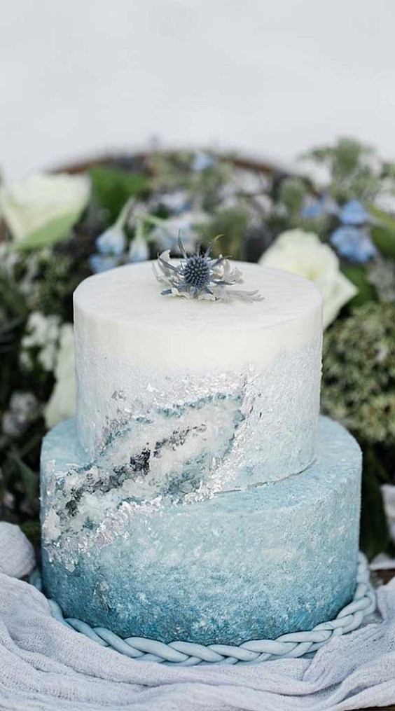 wedding cake for winter wedding colors 2023 ice blue and silver