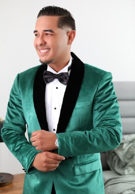 green groom's suit for red wedding colors 2023 red and green
