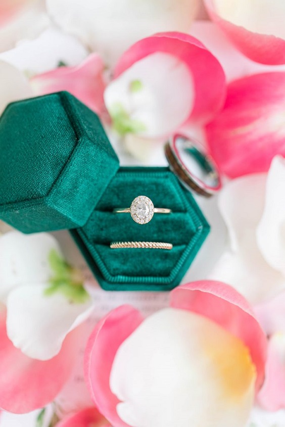 wedding ring in emerald boxes for august wedding colors 2023 emerald hot pink and gold