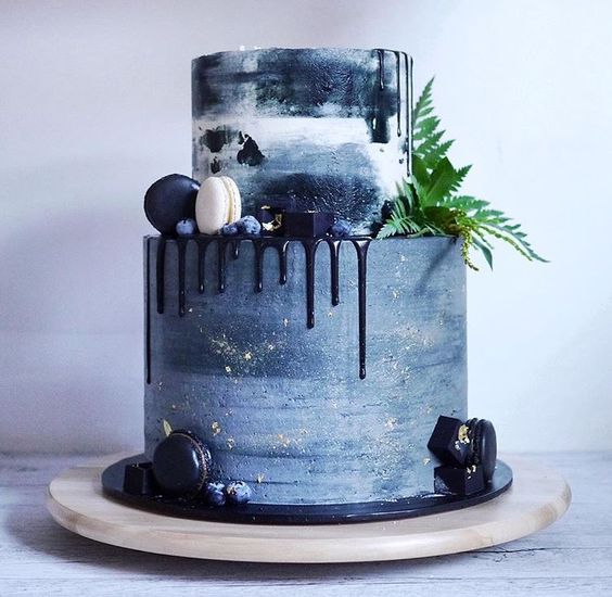 navy blue and dusty blue wedding cake for navy blue wedding themes for 2023 navy blue and dusty blue