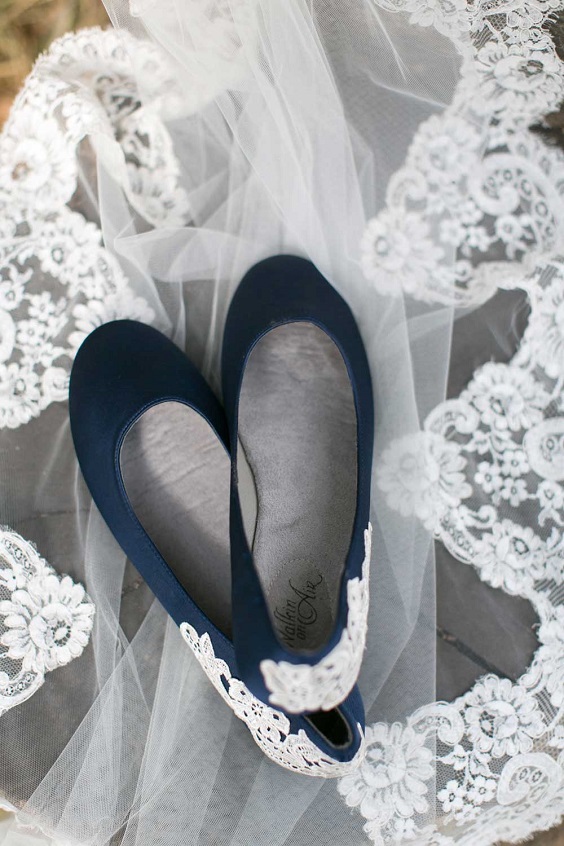 navy blue bridal shoes with white lace décor for navy blue wedding themes for 2023 navy blue and grey