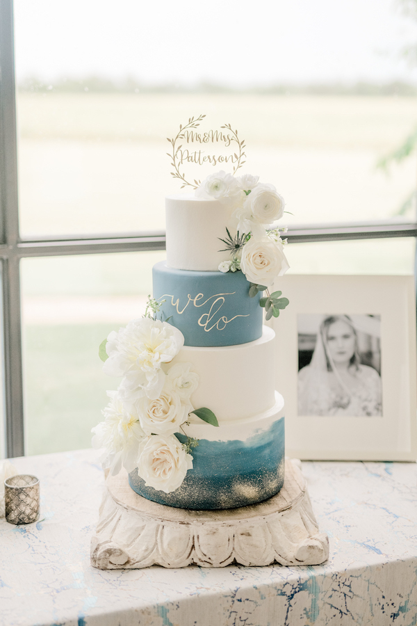 White and Blue Wedding Cake for Mismatched Blue Fall Wedding Color Palettes 2024