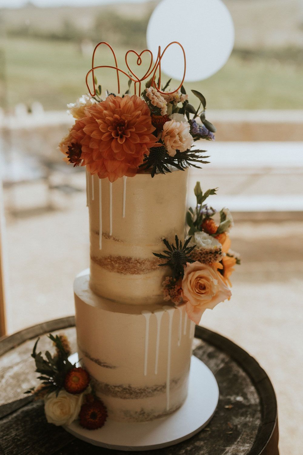Wedding Cake for Orange and Black Fall Wedding Color Palettes 2024
