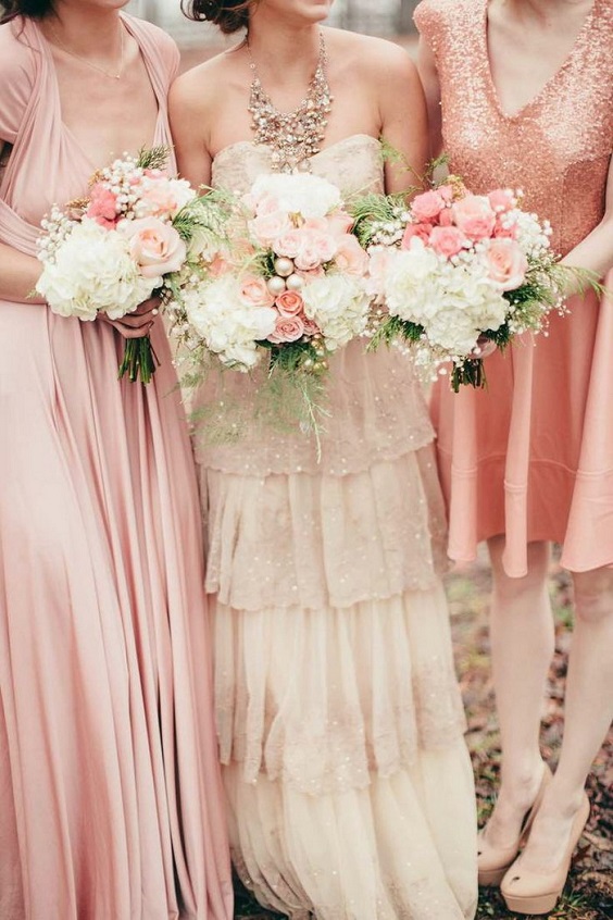 Light Pink and Gold June Wedding Color Palettes 2023, Light Pink Bridesmaid Dresses, Gold Wedding Glasses