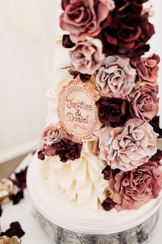 Wedding Cakes for Burgundy and Rose Gold Wedding Theme 2024
