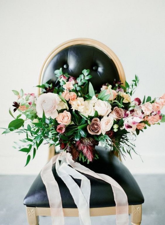 Wedding Bouquets for Mauve and Black Wedding Colors for 2024