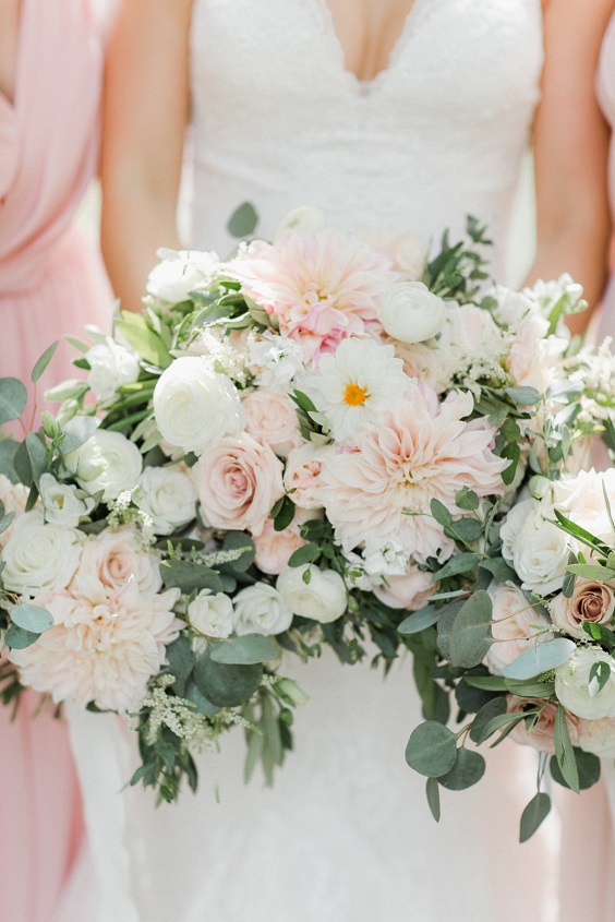 blush and sage bouquet for 8 popular may wedding color ideas 2024 blush sage and navy wedding