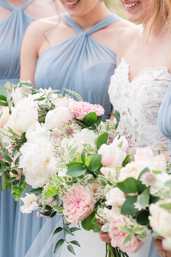 Dusty Blue and Blush Wedding Color Combos 2024, Dusty Blue Bridesmaid Dresses, Blush Wedding Bouquets