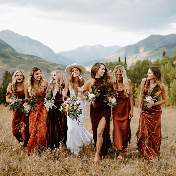 Terracotta and Burgundy Wedding Color Combos 2024, Mismatched Terracotta and Burgundy Bridesmaid Dresses, Terracotta and Burgundy Wedding Bouquets