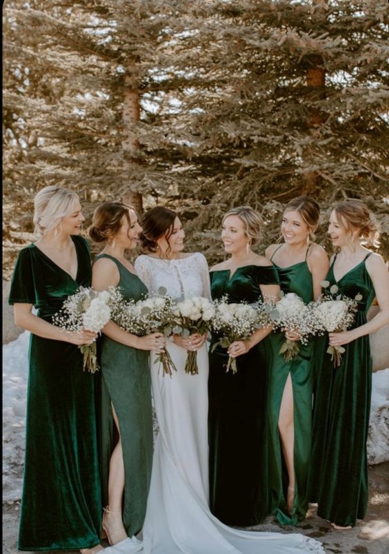 Emerald Green, White and Gold November Wedding Color Palettes 2024, Emerald Green Bridesmaid Dresses, White Bridal Gown
