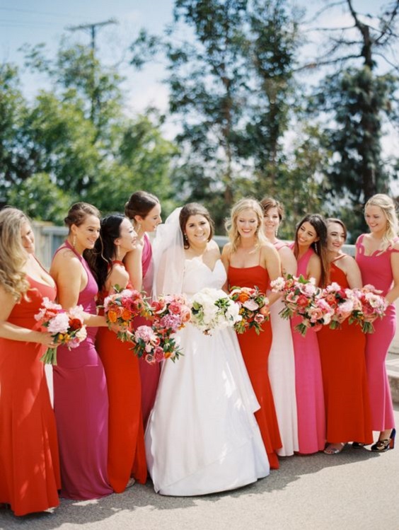 Red and Pink Wedding Color Combinations 2024, Mismatched Red and Pink Bridesmaid Dresses, Red and Pink Wedding Bouquets
