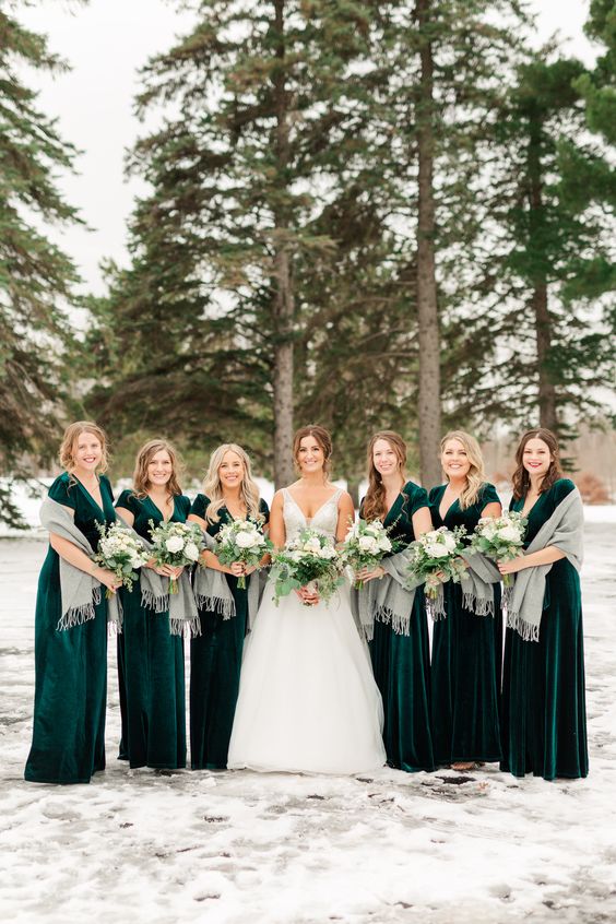 Emerald Green, White and Greenery February Wedding Color Palettes 2024, Emerald Green Bridesmaid Dresses, White and Greenery Wedding Bouquets