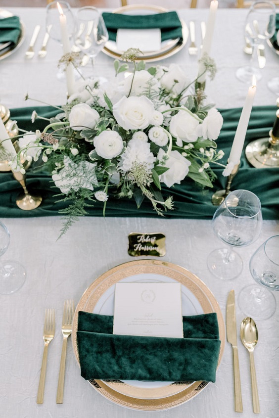 gold wedding drinkware emerald napkins and white flower centerpieces for emerald green and gold wedding colors emerald gold and white