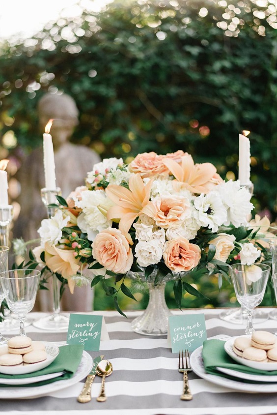 emerald wedding napkins gold forks and knives peach flower centerpieces for emerald green and gold wedding colors emerald gold and peach