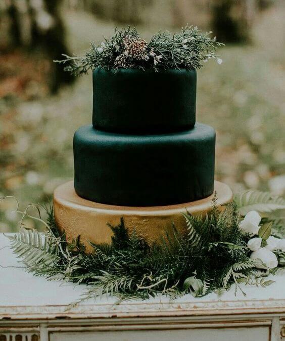 dark green and gold wedding cake for fall dark green wedding
