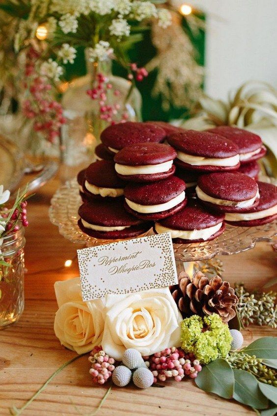 burgundy wedding desserts for fall burgundy wedding