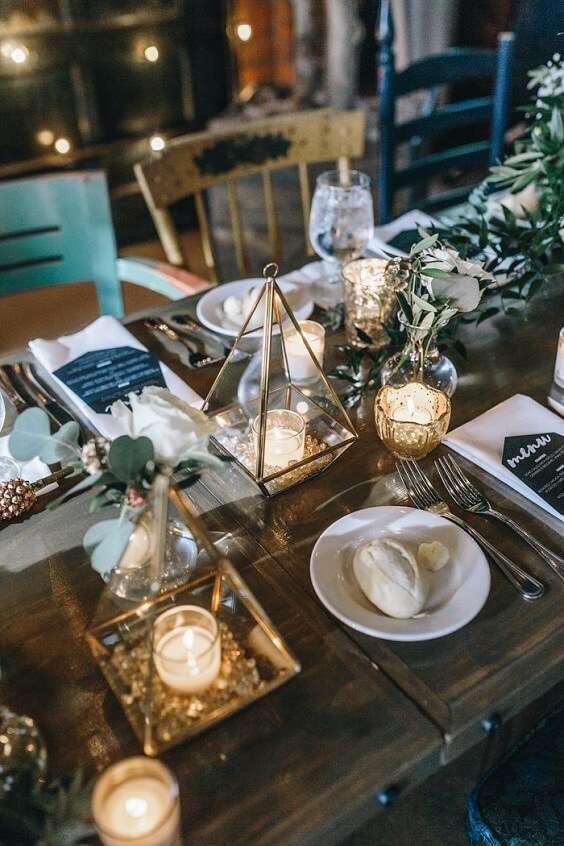 candles for black and green wedding 2019
